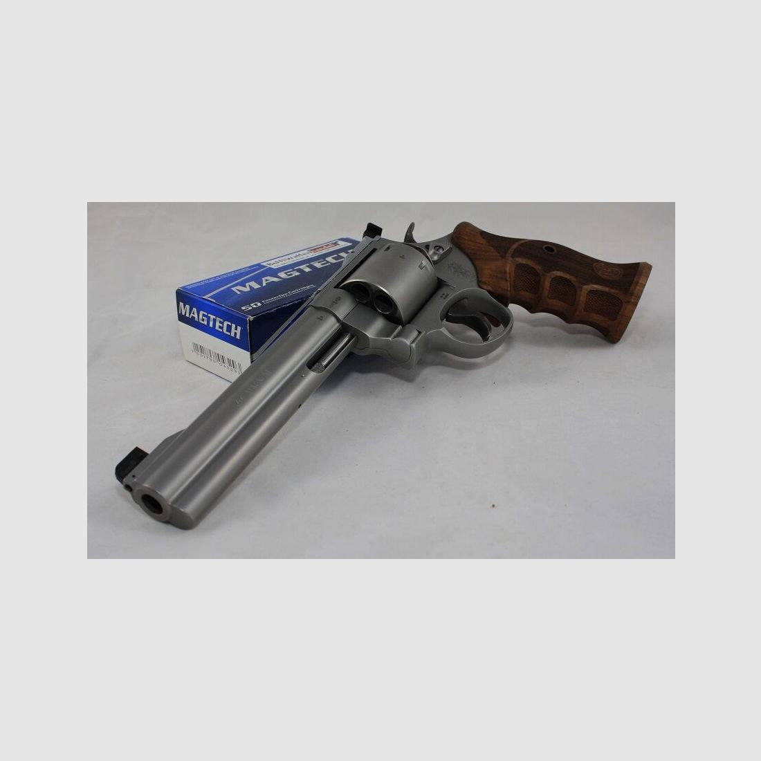 Smith & Wesson	 629 Match Master