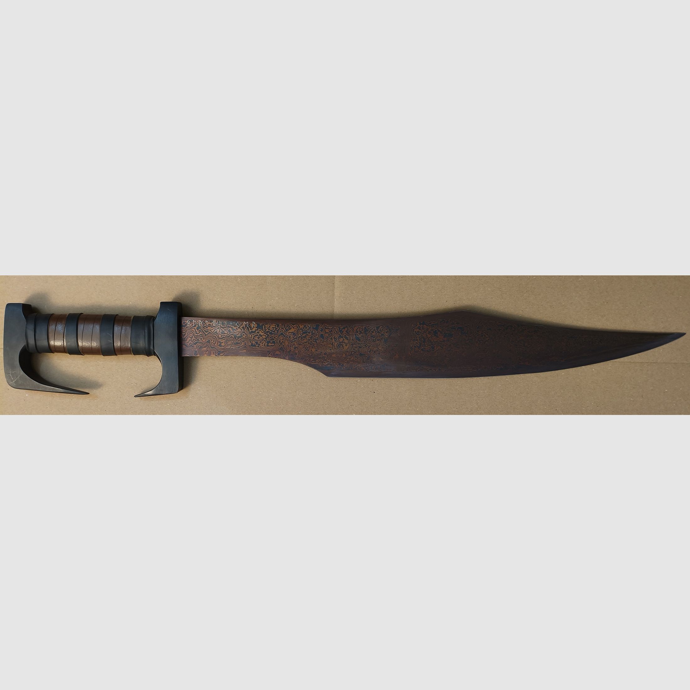 Falcata Red Damascus Film Sword of the 300