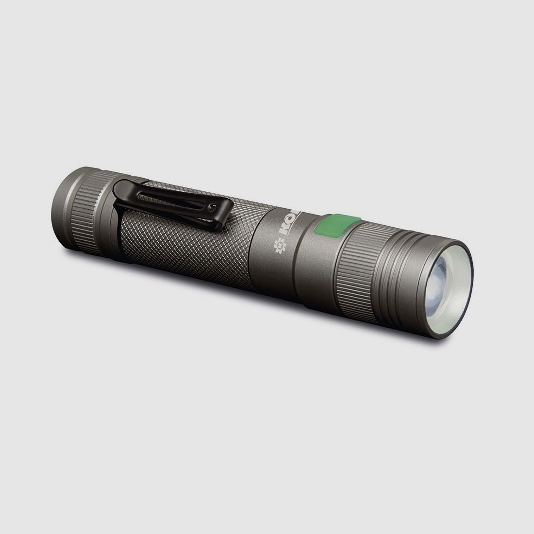 KONUS RC-6 Taschenlampe – 800 Lumen, Abzugstaster, Ring und Batterie enthalten.