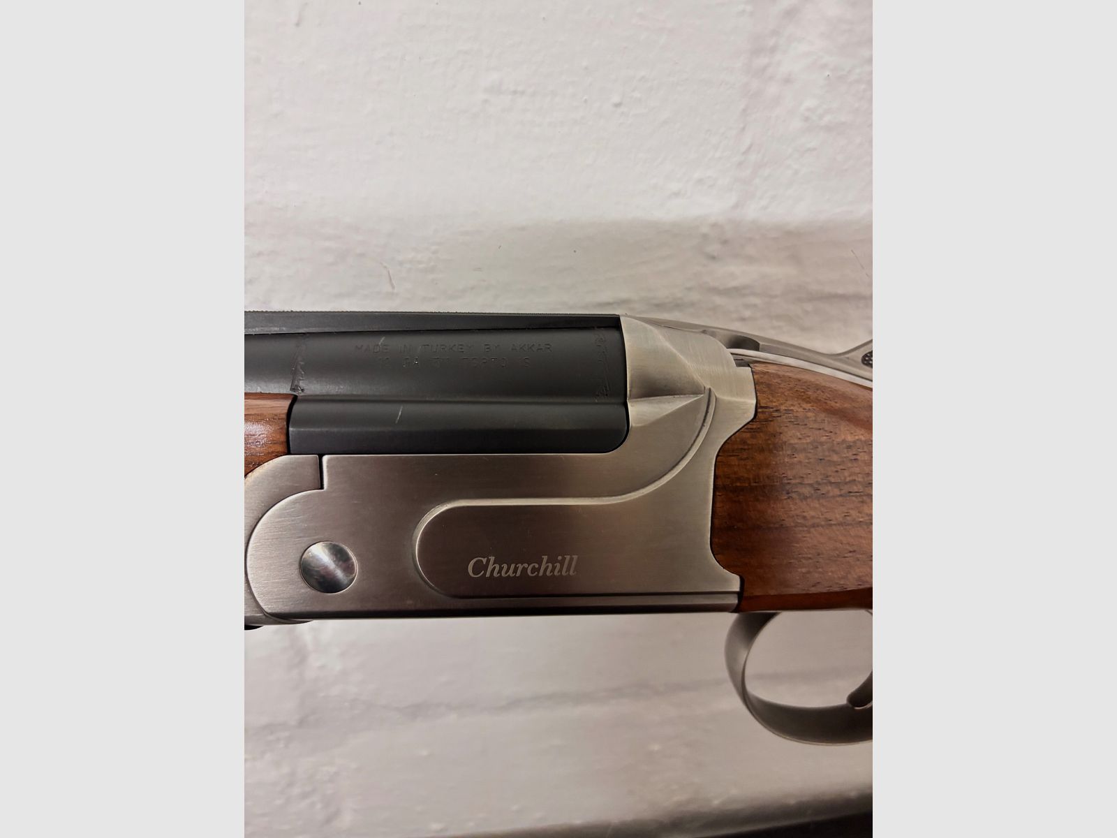 Akkar 12/76 Churchill