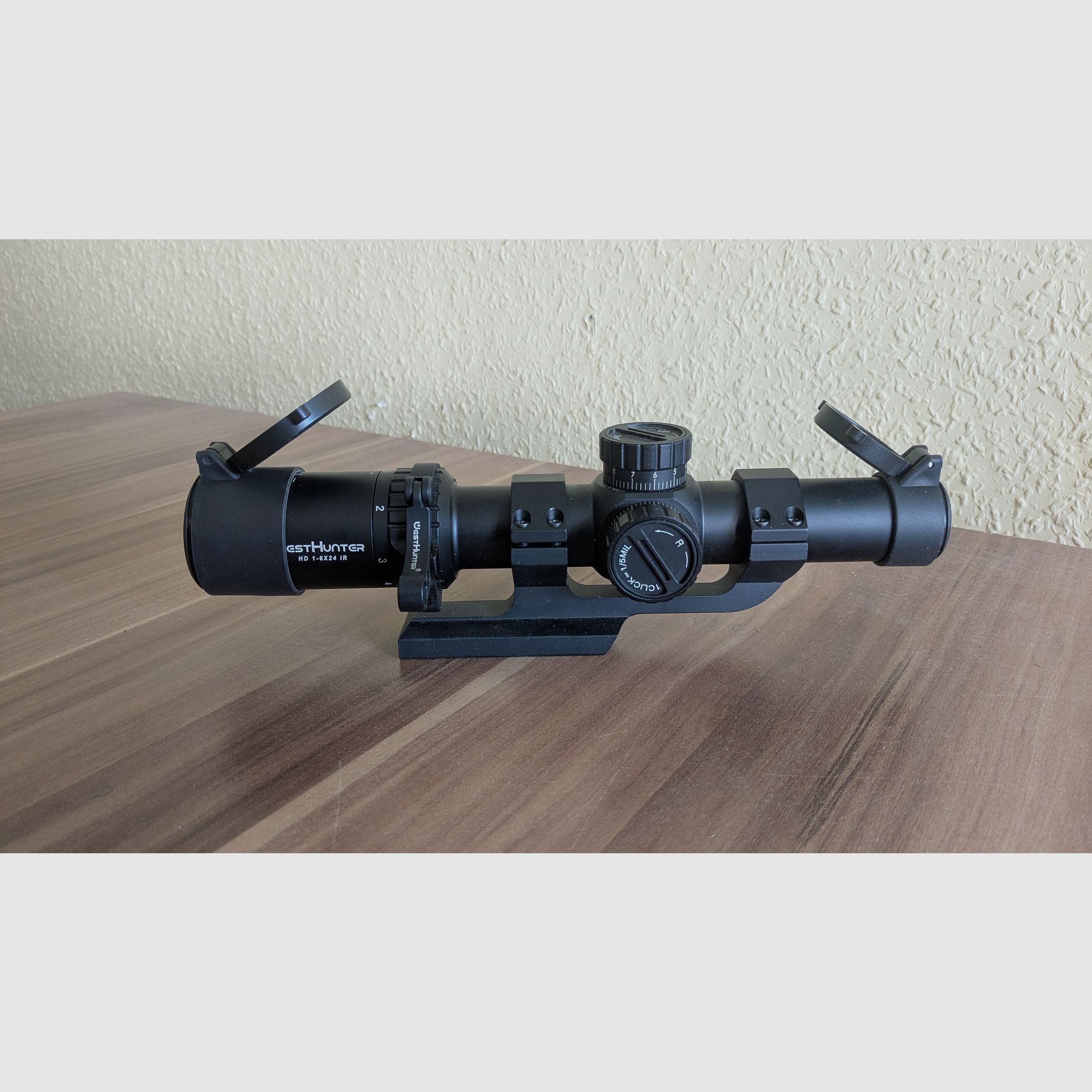 WestHunter Optik HD 1-6x24 IR SFP Zielfernrohr (Reserviert)