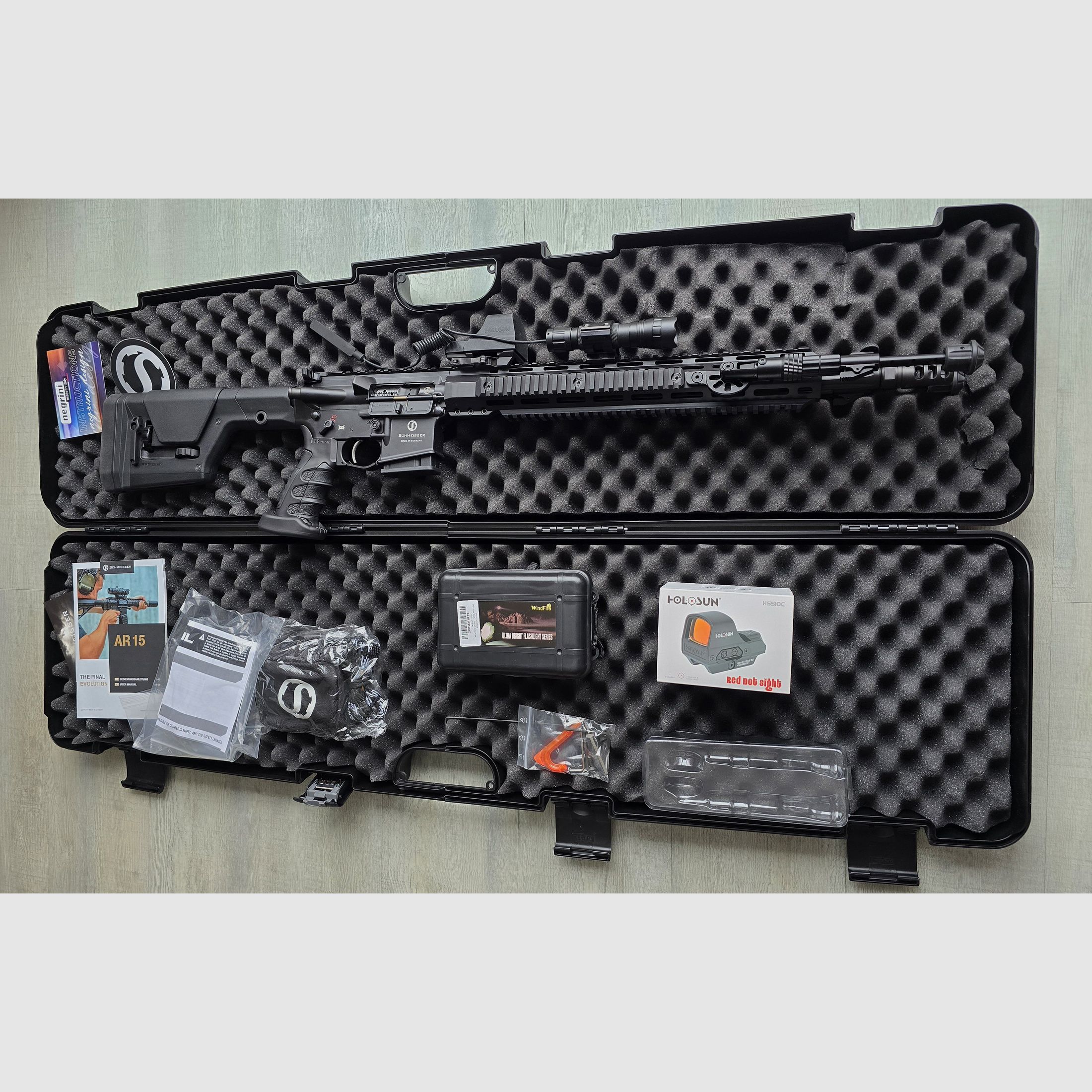 Schmeisser AR 15 DMR 18 pollici calibro .223 con Red Dot Sight Holosun NUOVO