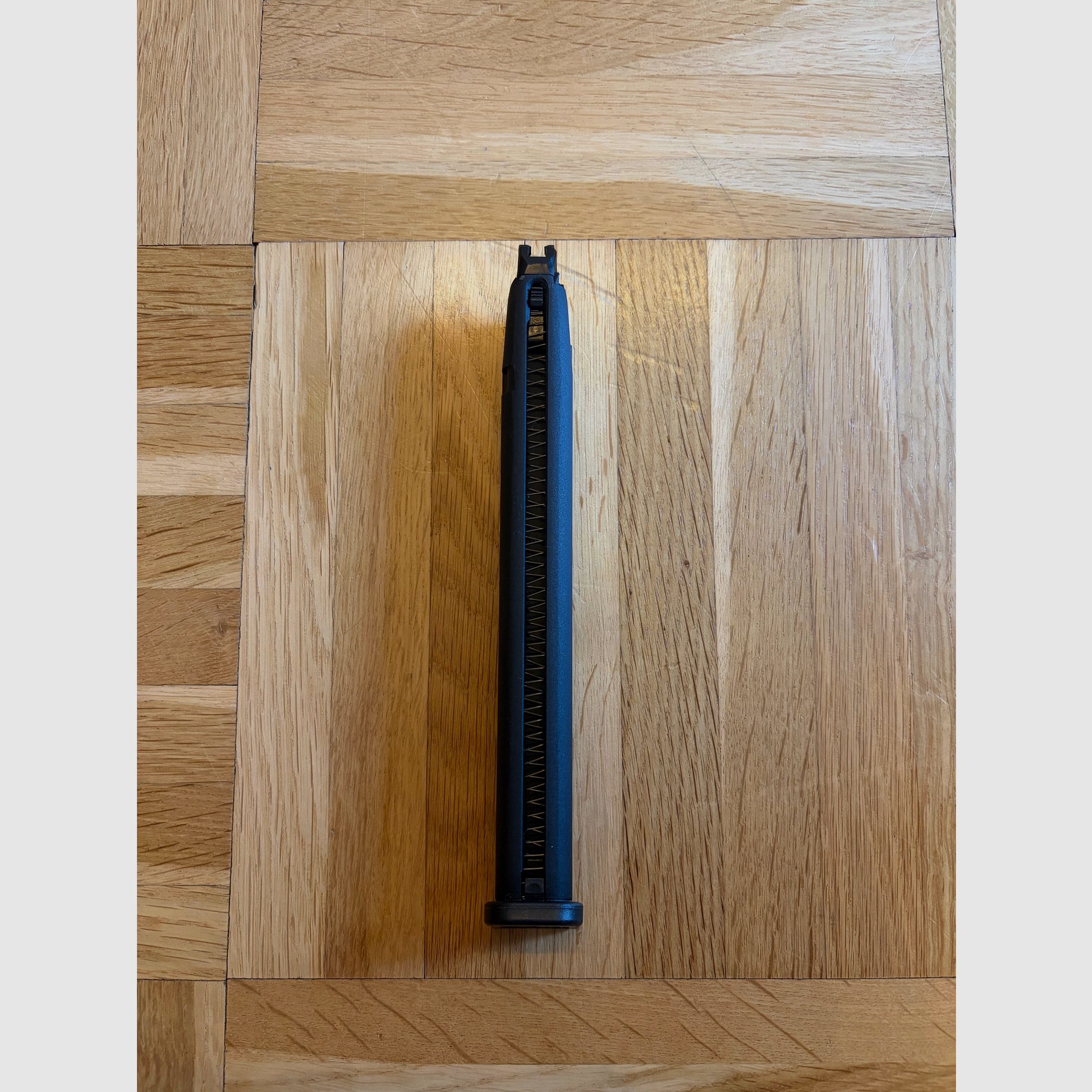 New VFC Glock 50rd magazine – with Glock markings Top condition