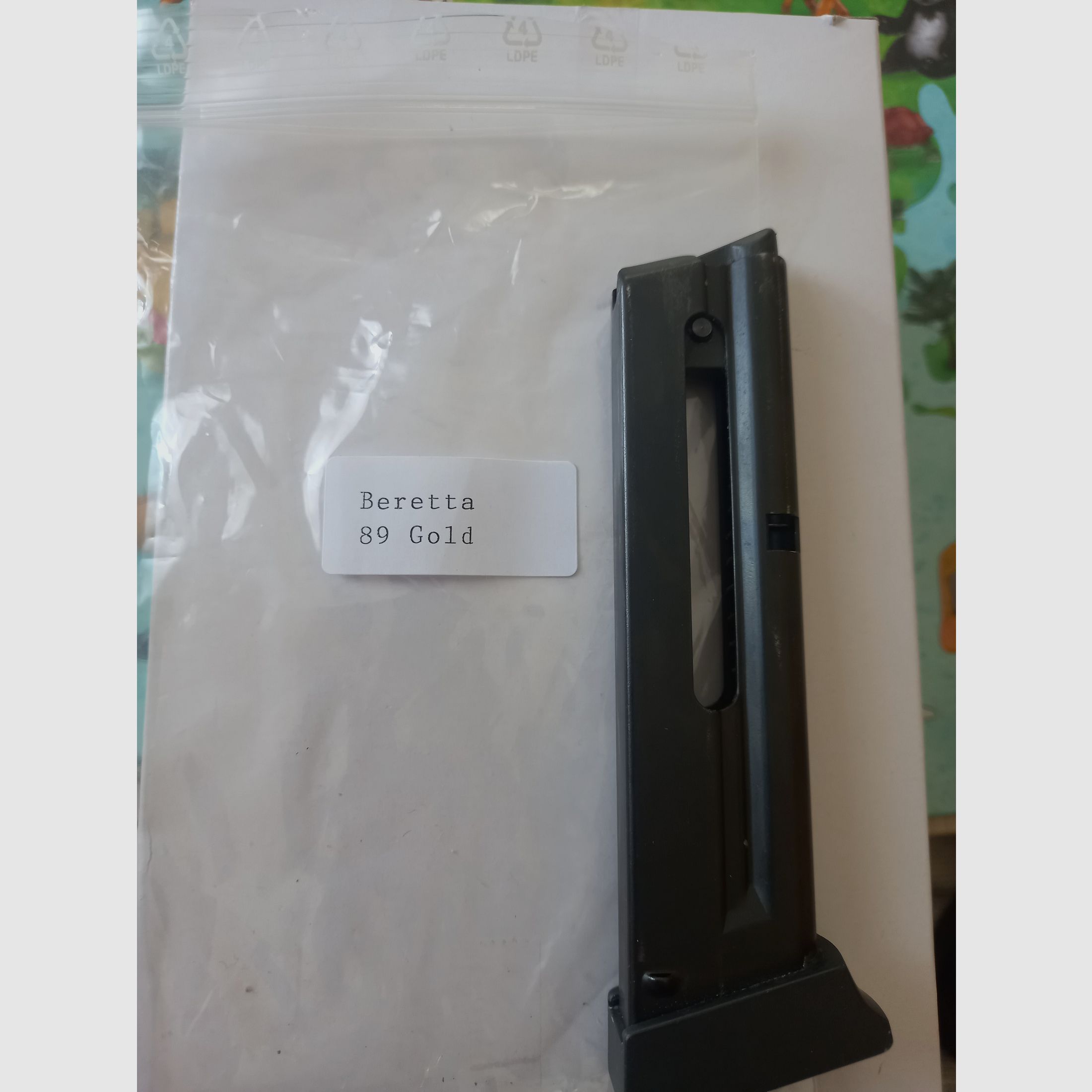 Rare. 8-round magazine for pistol "Beretta 89 Gold" caliber .22lr.