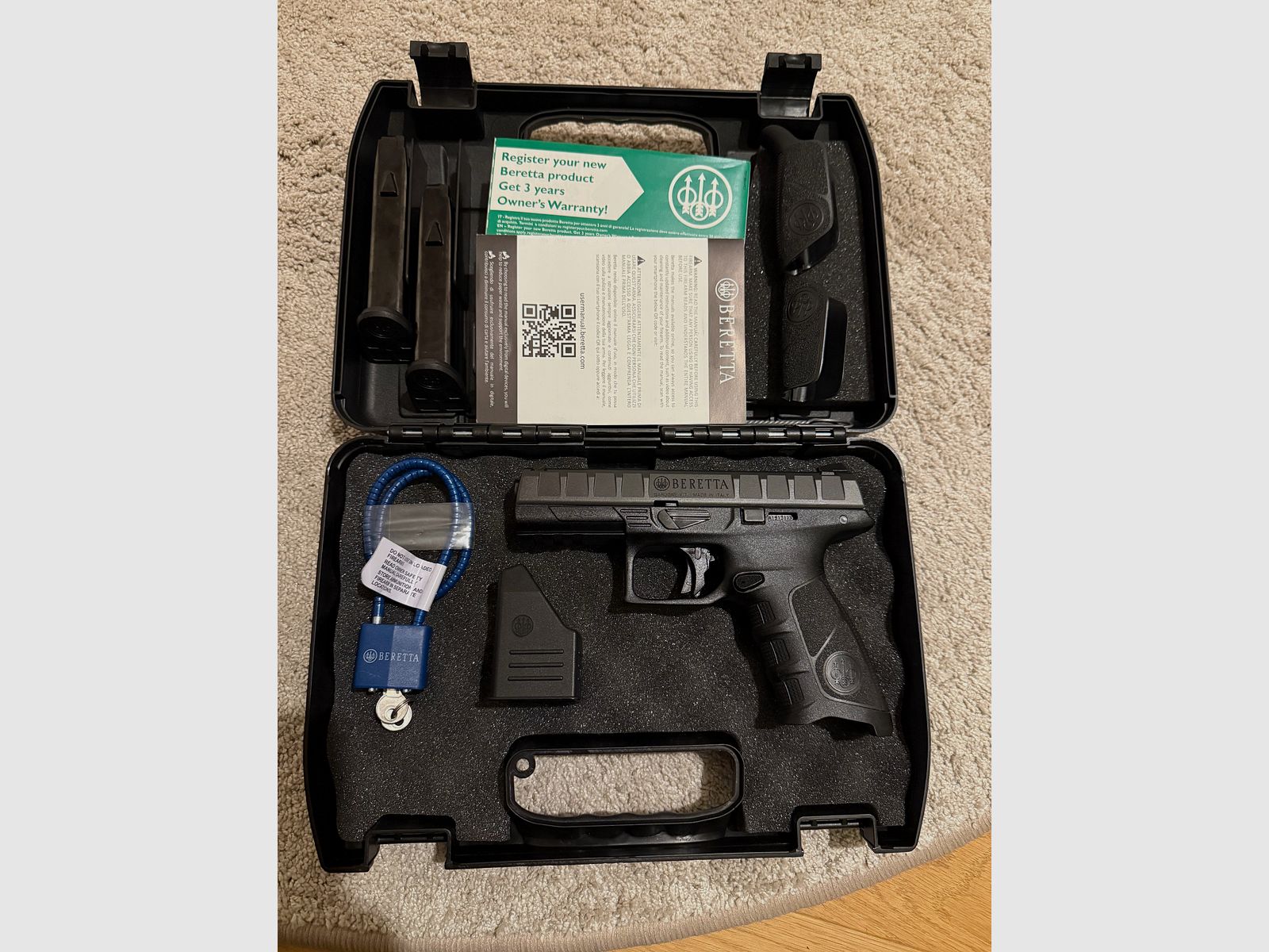 Beretta APX 9x19 Pistole wie NEU 9mm Luger