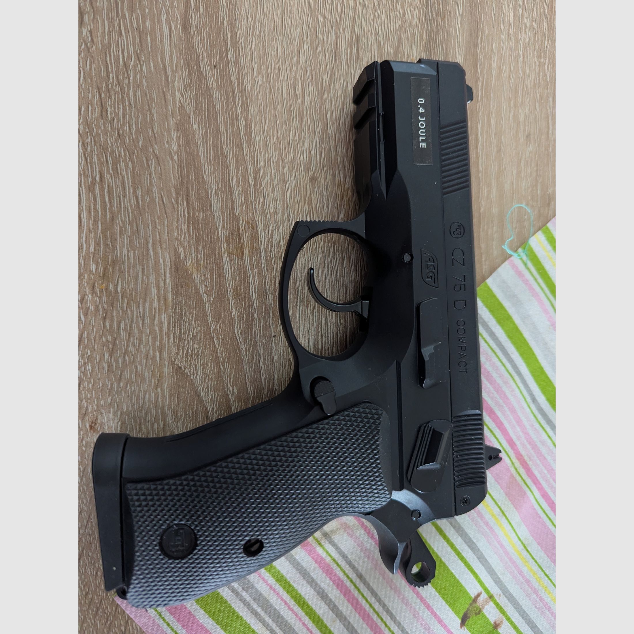 Airsoft Pistole CZ 75D Compact mit viel Zubehör 