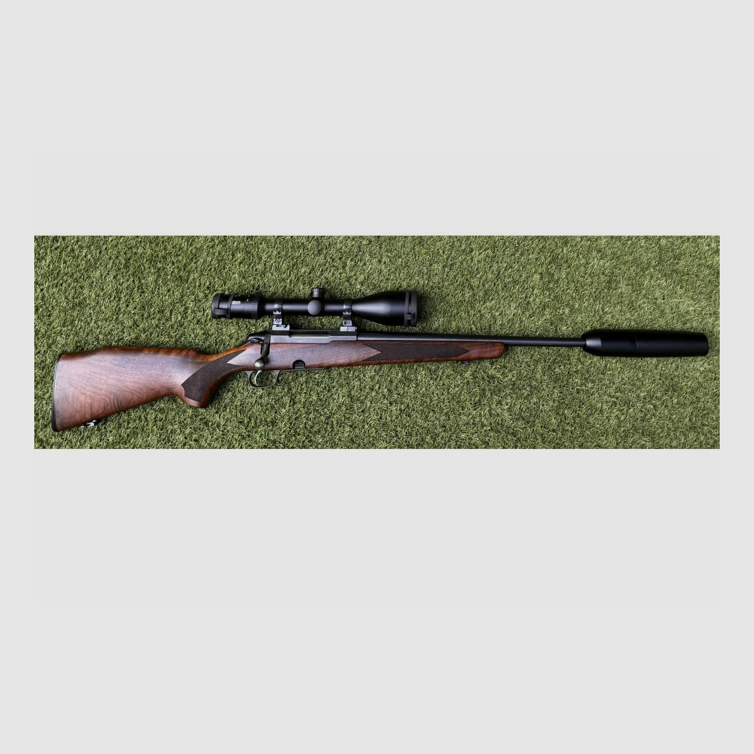 Tikka 590 mit ZF und Schalldämpfer .308Win