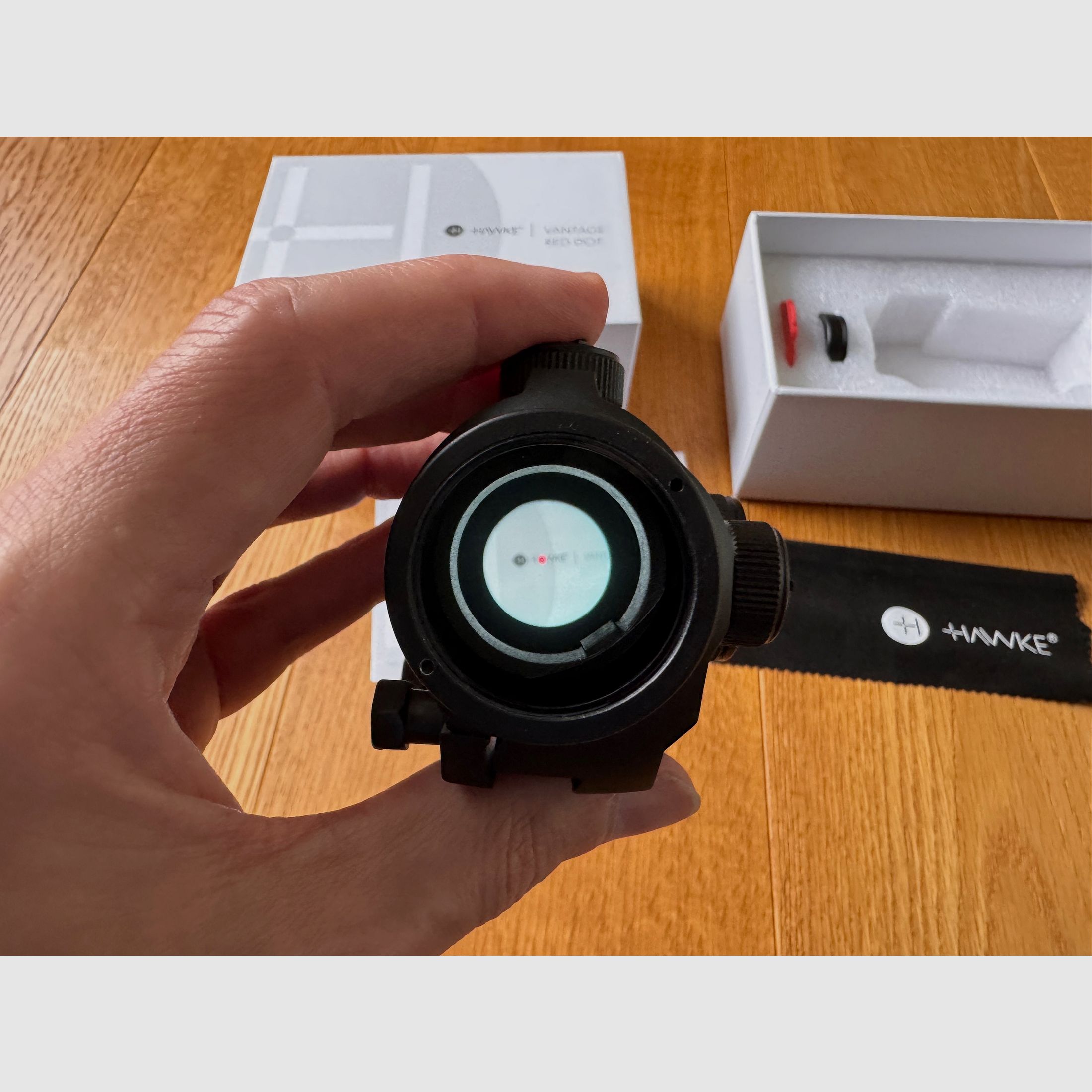 Hawke Vantage Red Dot 1x30 – 3 MOA – 9–11 mm Prismenschiene – OVP & Zubehör