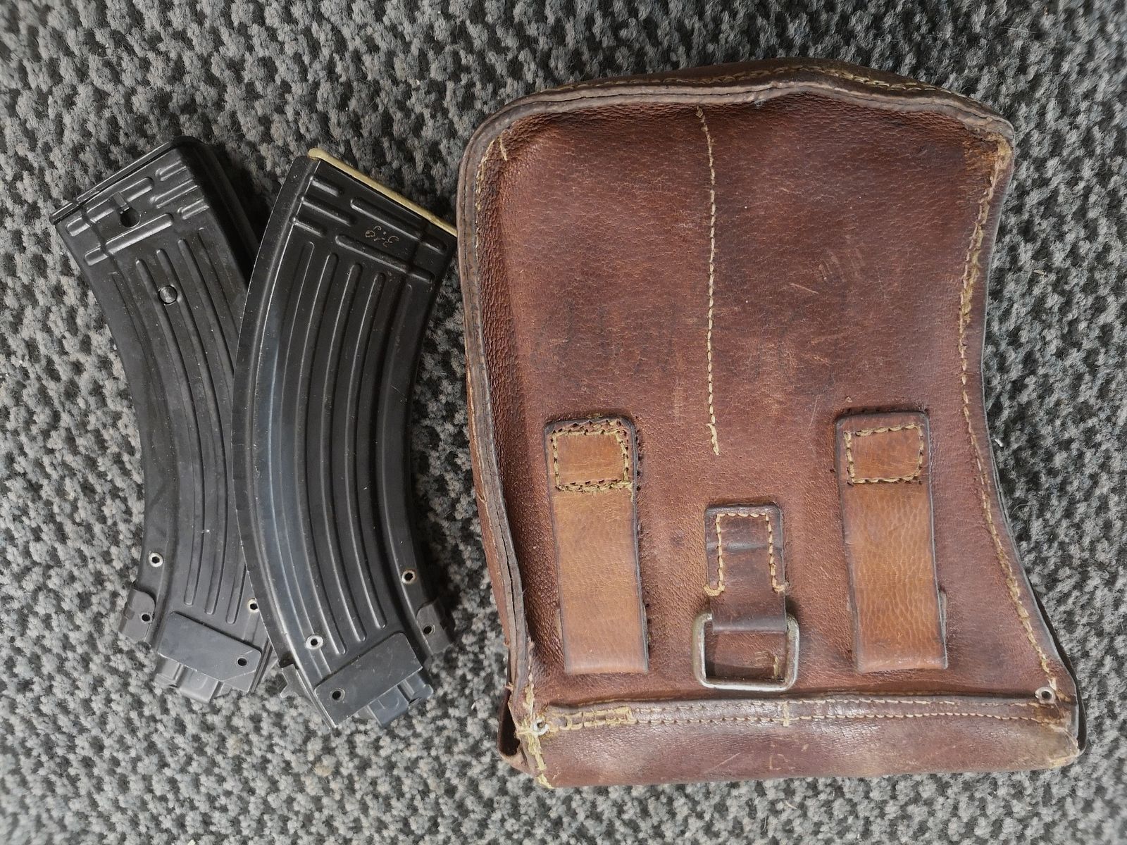 AK Leder Magazintasche