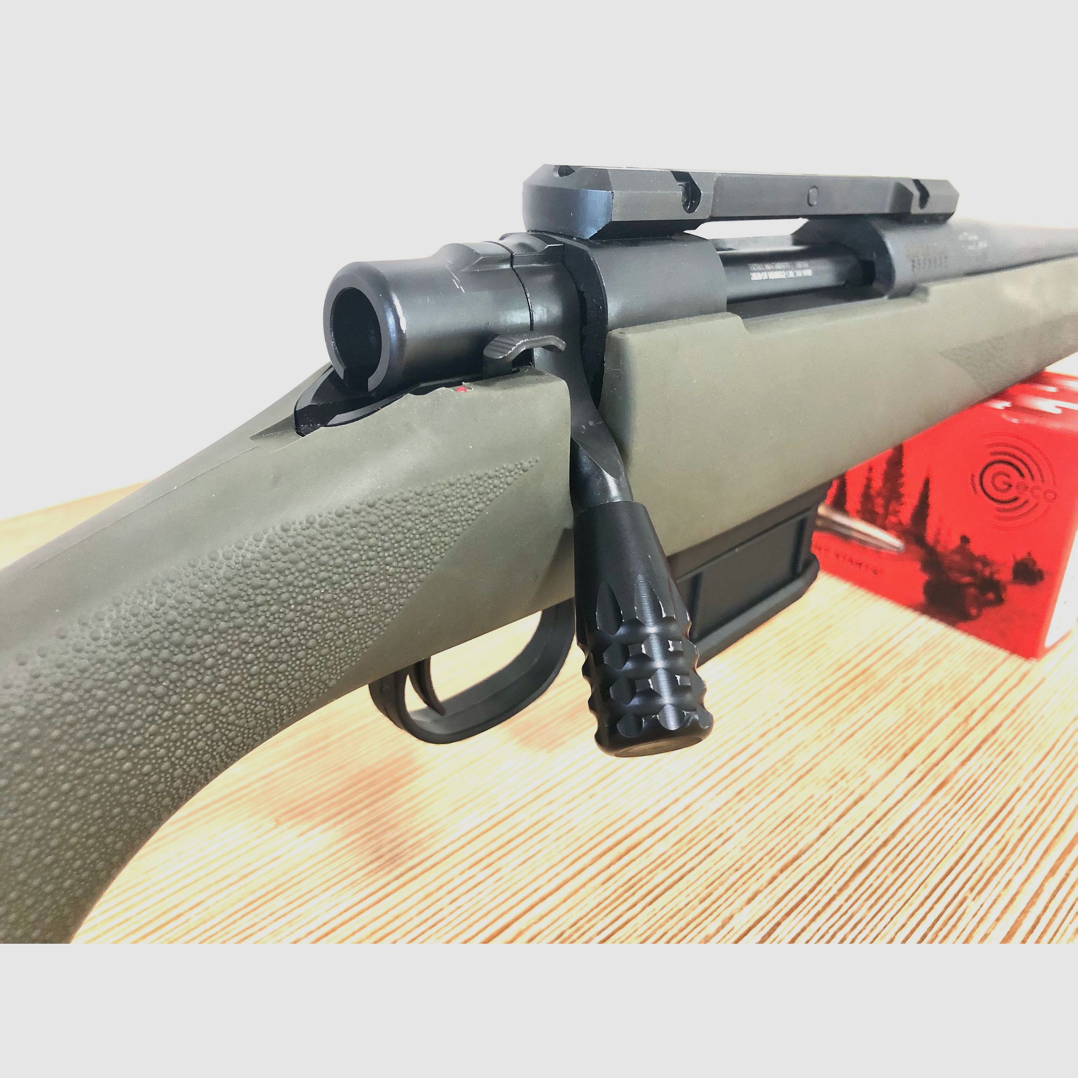 Howa 1500 .308 win. Repetierbüchse, 18“ Lauf, Hogue Schaft, Steckmagazin