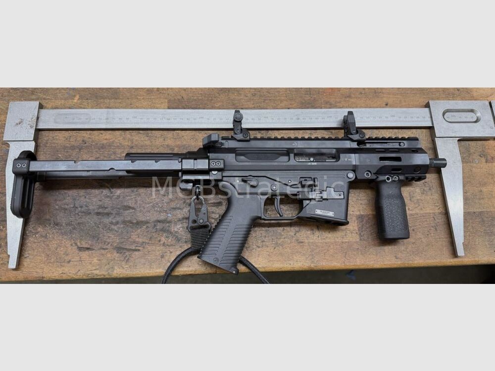 B&T AG SPC9 PDW G - halbautom. Pistole 9mmLuger Lower für Glock 9mm Magazine