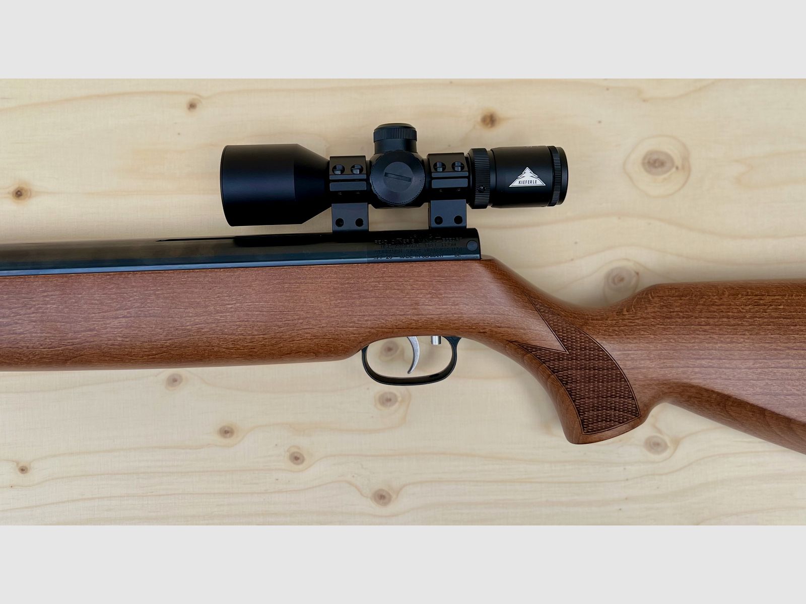 Weihrauch HW 80K im Kal. 4,5mm und Zielfernrohr 3-9x40 compact