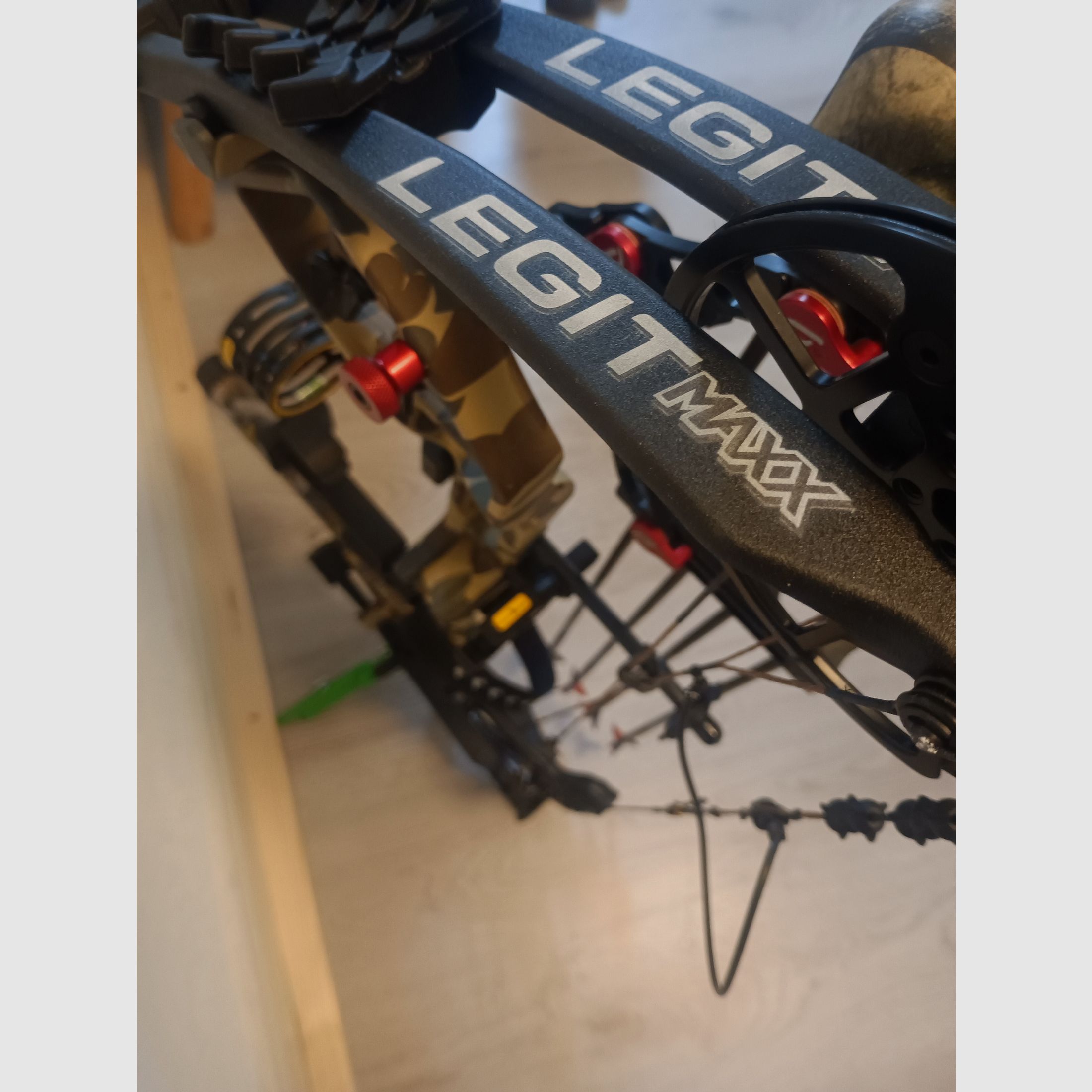 Compoundbogen Bear Legit maxx rth