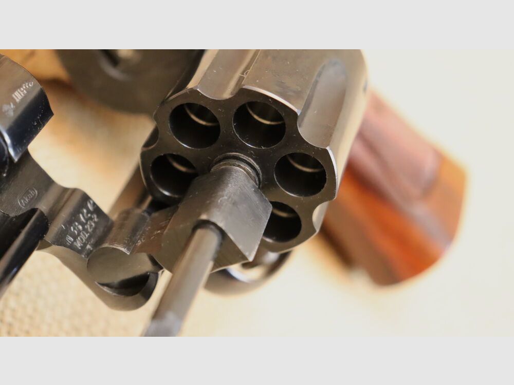 Smith & Wesson 29-2 .44RemMag