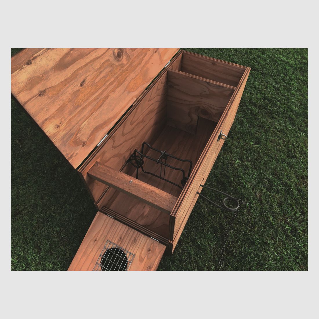 Caja de captura para trampa Conibear de tamaño mediano