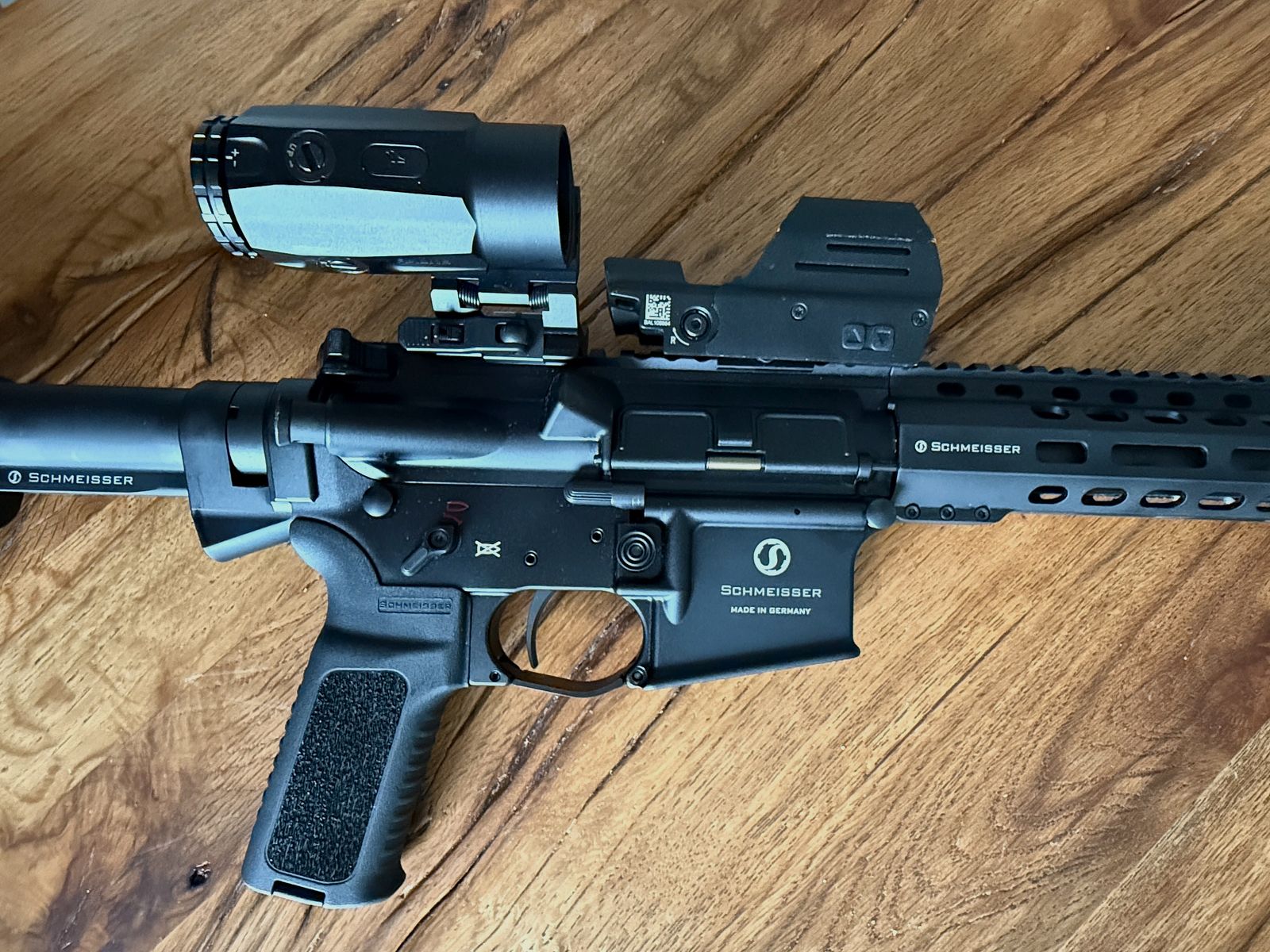 Schmeisser AR15-M5FL .223 Rem., ERATAC trigger, Magpul CTR, Falke Optik