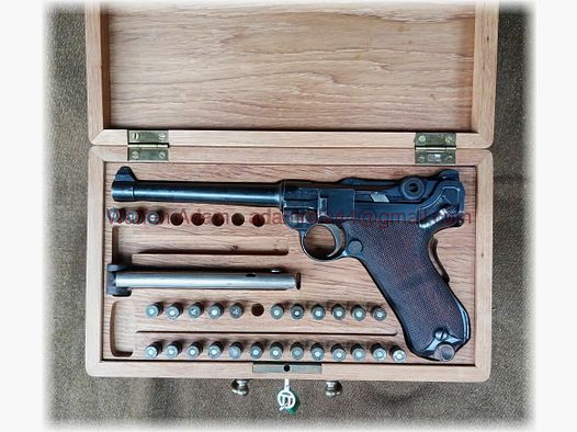 Usines d'Armes et de Munitions Allemandes Berlin Pistolet P.04 Marine Luger Var.1908