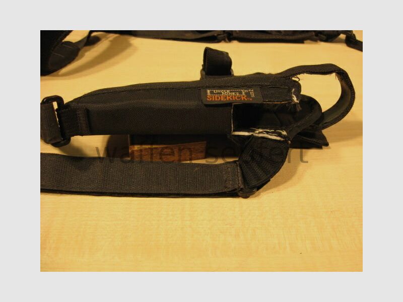 Uncle Mike's Sidekick Nylon Shoulder Holster 4 Inch Revolver