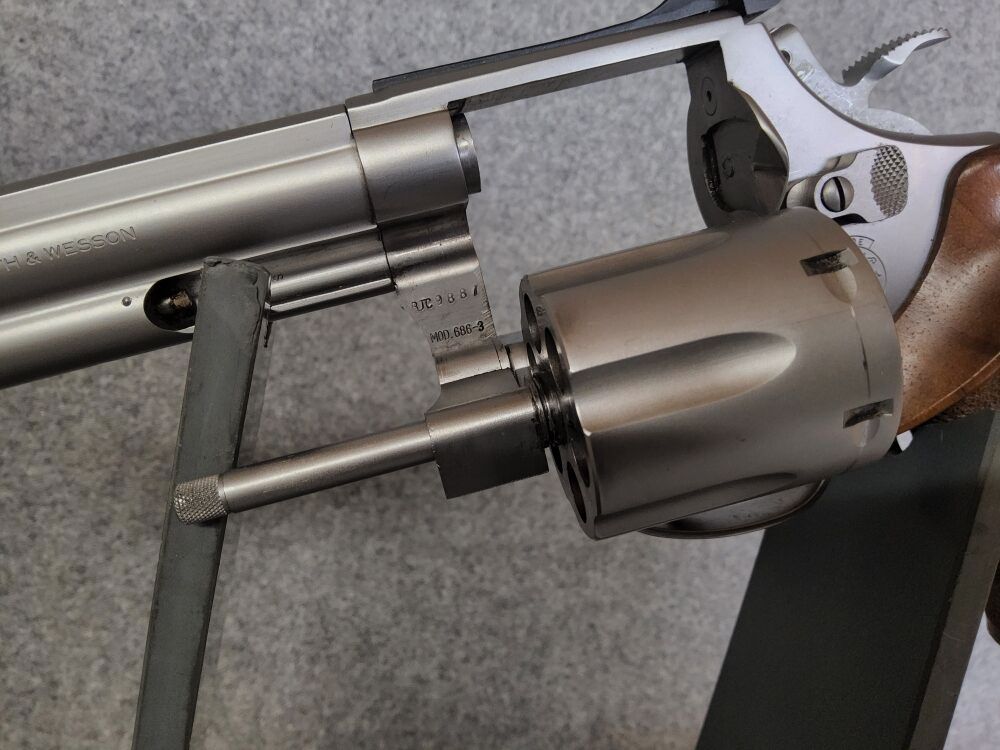 Smith & Wesson 686-3 Target Champion