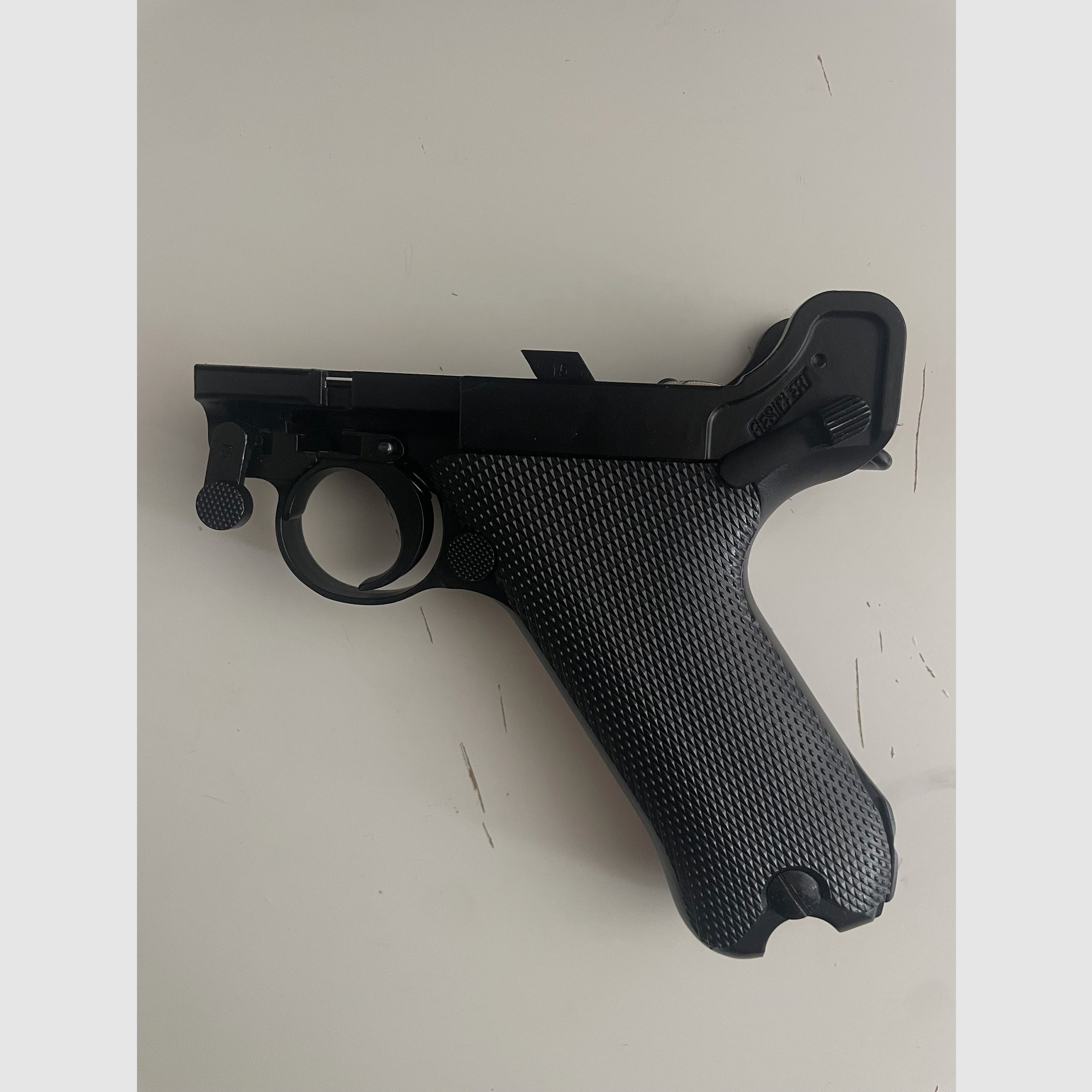 P08 GBB von WE, Drum Mag, Nuprol premium Rot Gas 