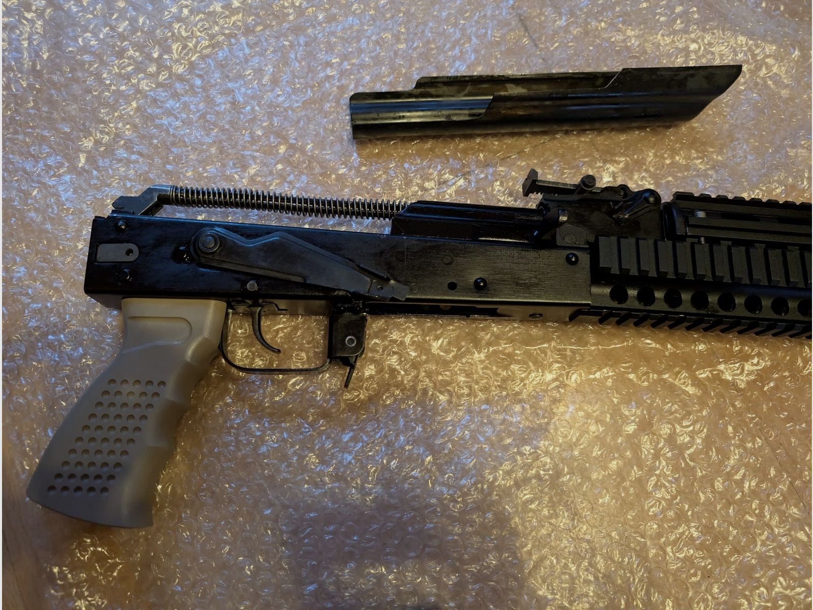 MWM Gillmann Yunker 4 CO22 AK74 fucile ad aria | Cal. 4,5 mm BB | Originale IZHMASH produzione | con impugnatura anteriore Picatinny & PK - 3 impugnature e compensatore decorativo