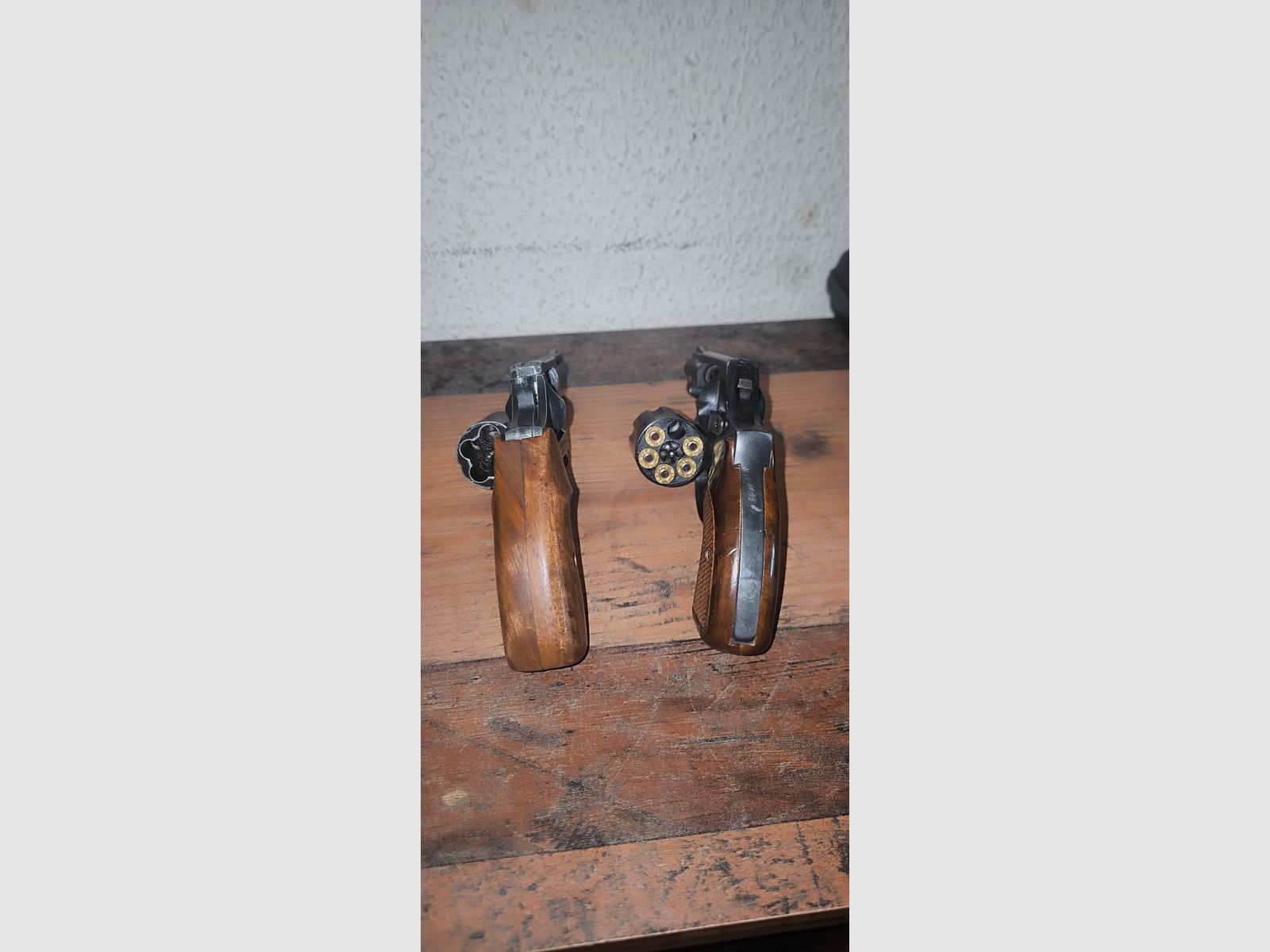 SRS-Revolver, 1×Röhm RG 69 - Alte Ausführung - 1980Jahre, Kaliber 9mmK, West-Germany & 1× ME38 Magnum in Antik Finish , Kaliber 9mmRK 