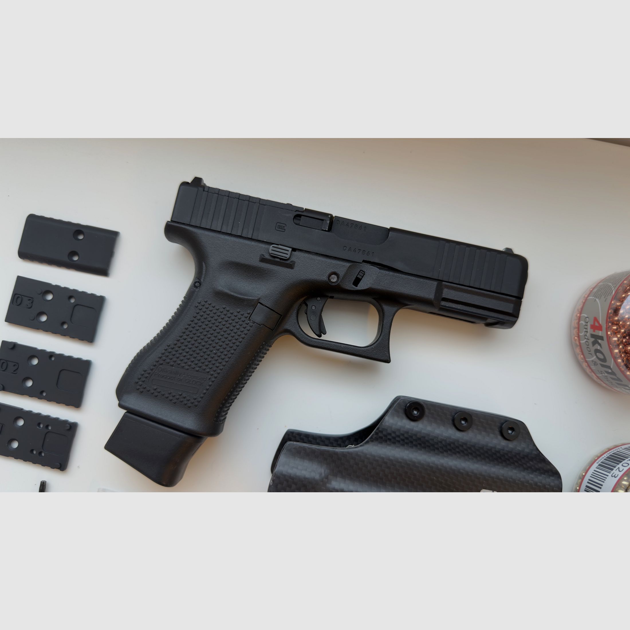 Glock 19 Gen 5 MOS 4mm stalen bb’s CO2