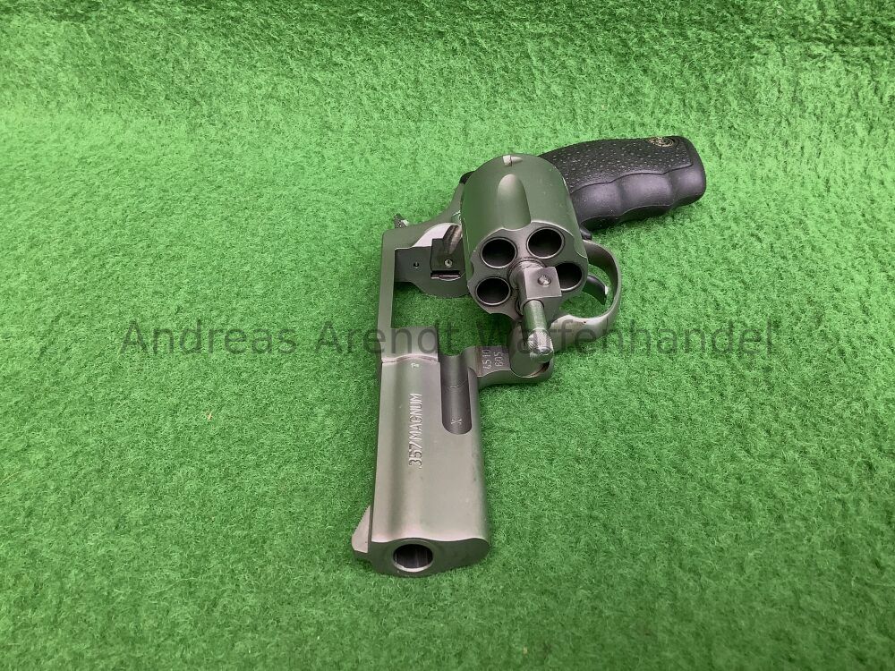 Taurus 605 Hunters Pal