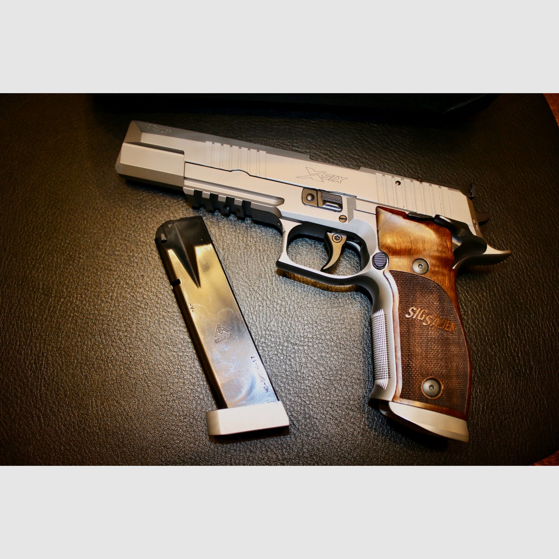 SIG Sauer P226 X-Six Classic