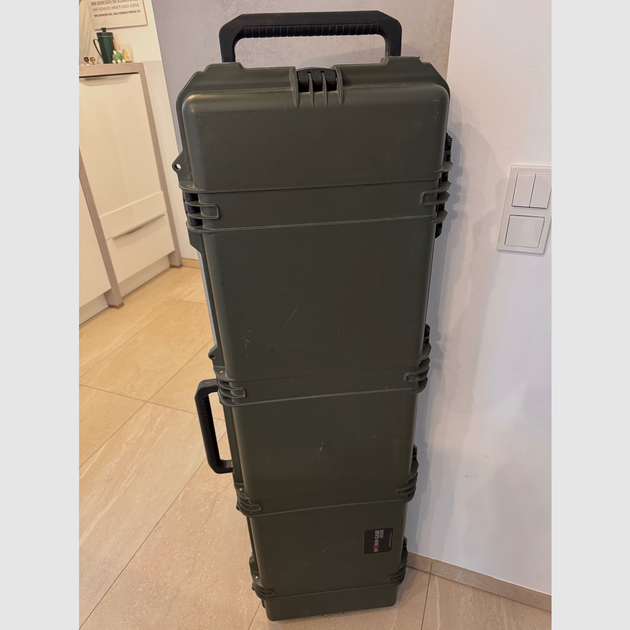 Storm Case iM3300 Gun Case Verde Oliva con Ruedas, incl. Espuma