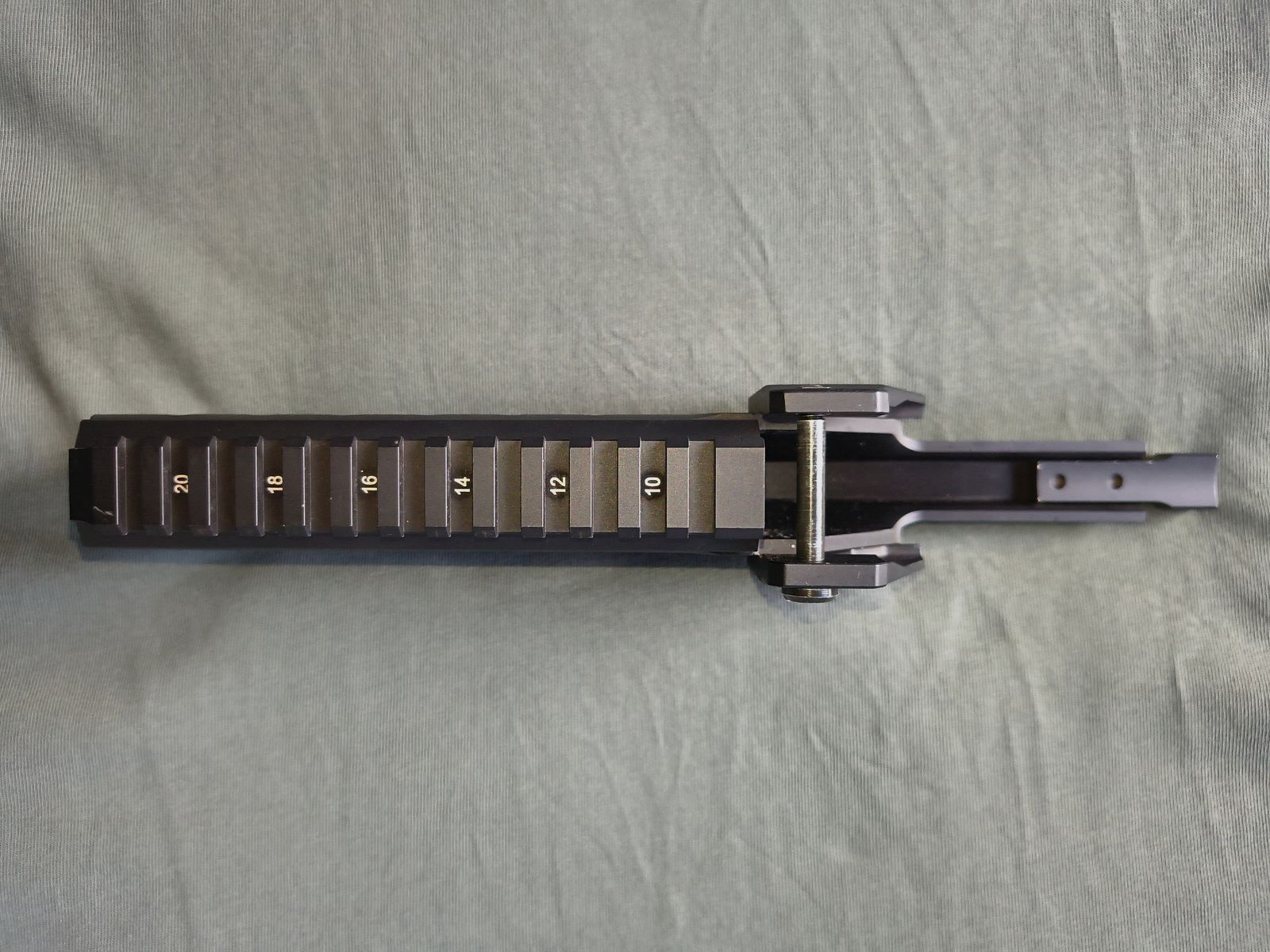 Heckler & Koch G36K HKey handguard, afbeelding 4 van 5