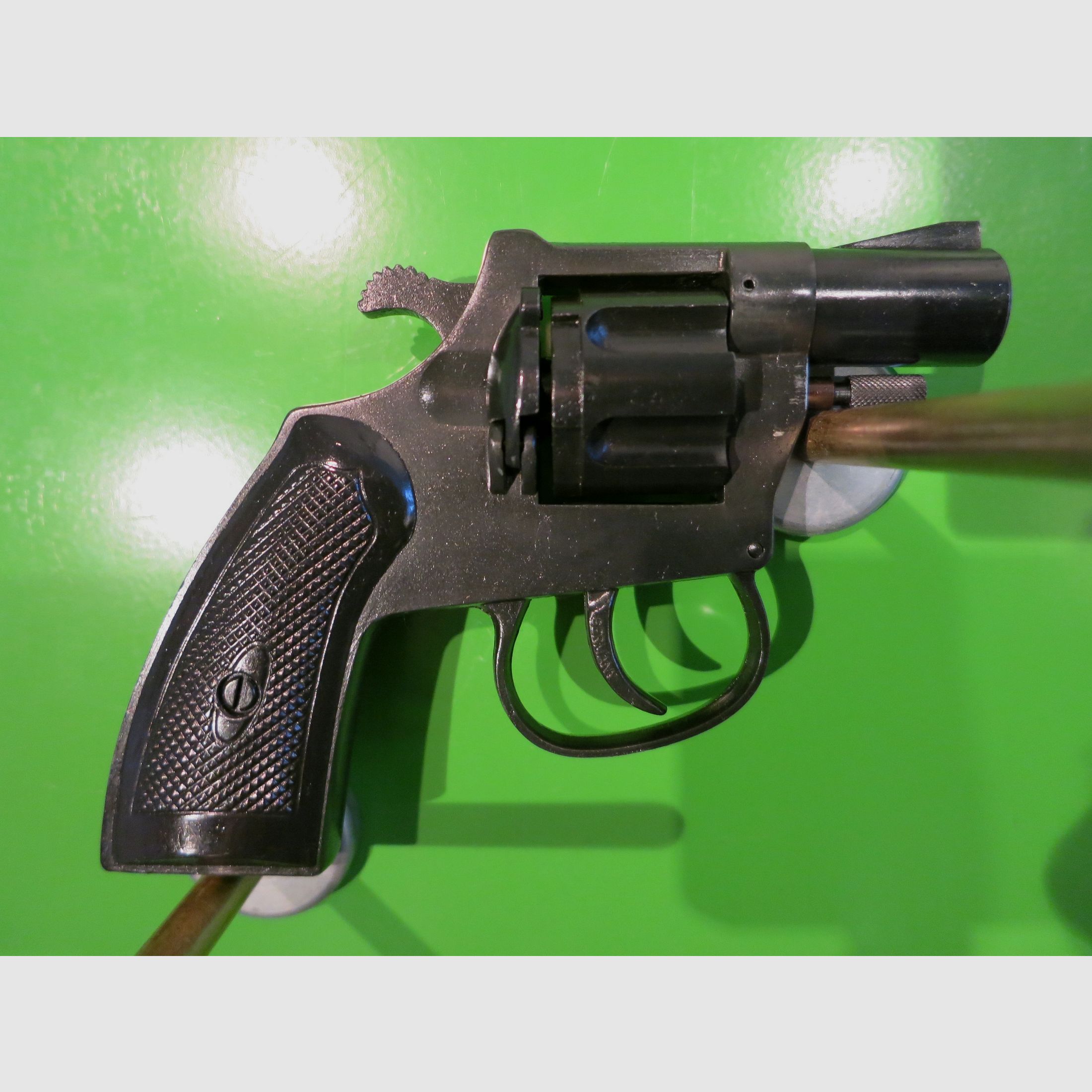 ME Cuno Melcher Schreckschuss- Gasrevolver ME 70/G, 6mm Flobert, integrierter Abschussbecher! PTB   #38