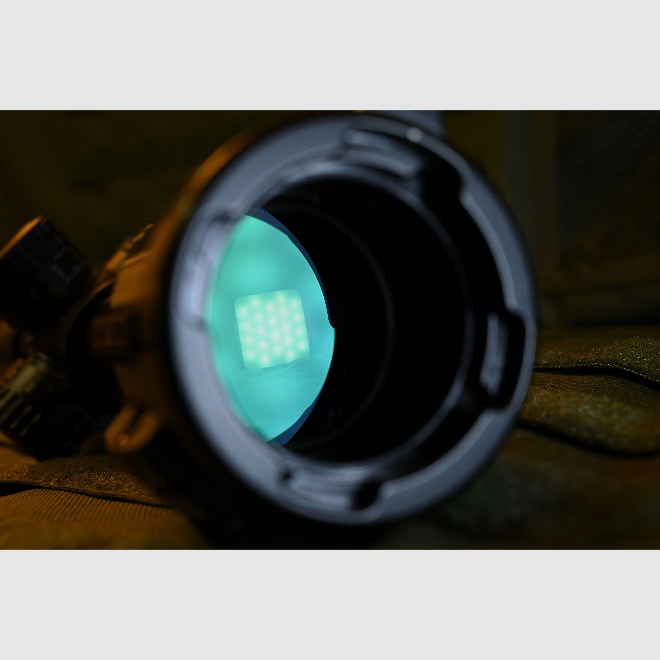 Vortex Viper PST Gen II 3-15x44 MRAD FFP EBR-7C - Komplettset