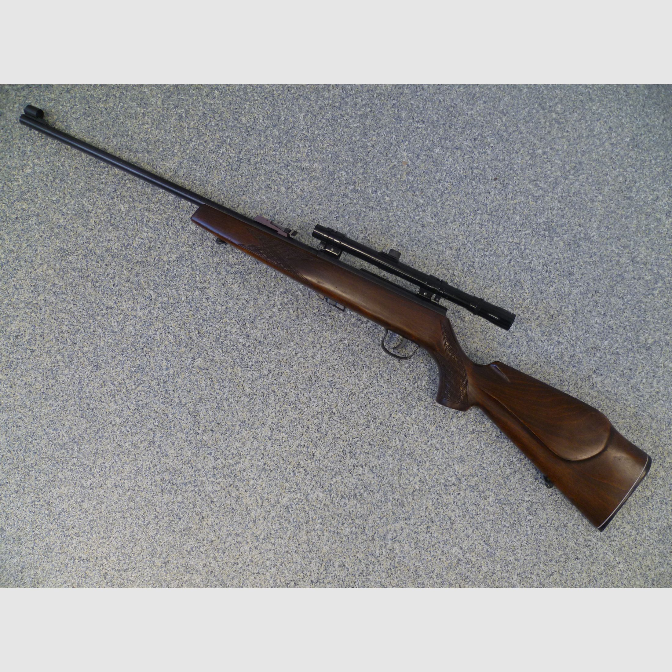 Repetierbüchse Voere .22 lr