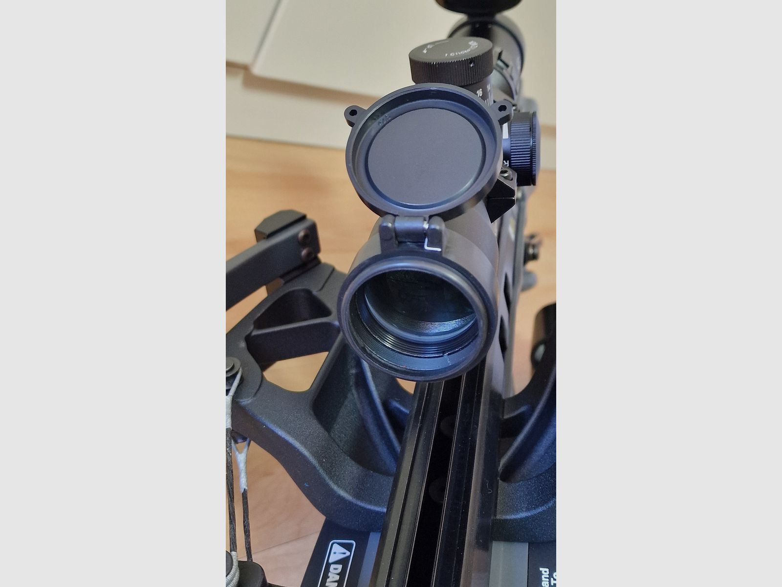 Tenpoint Havoc RS440 Grafito incluido mochila para arco de ballesta Halo HCS-20120 y 6 piezas de 16'' EVO-X Center Punch Premium flechas con Alpha-Nocks