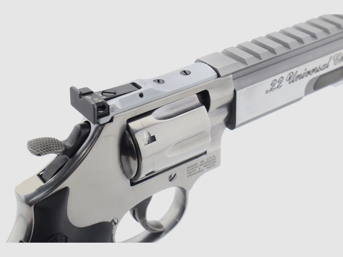 Smith & Wesson 617 Uniwersalny Mistrz S&W Rewolwer małokalibrowy KK