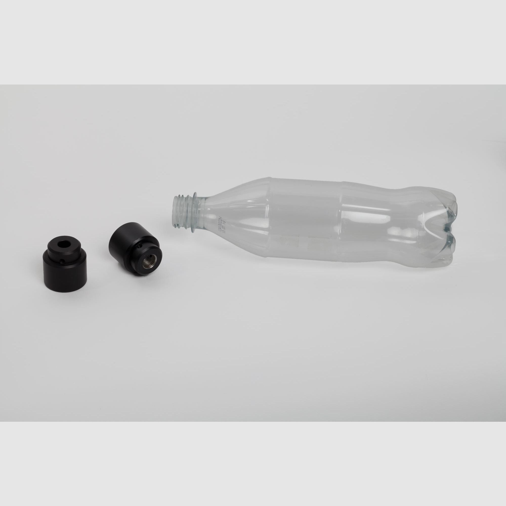 Adaptateur pour bouteilles PET à des fins de nettoyage sans filetage, image 2 sur 3