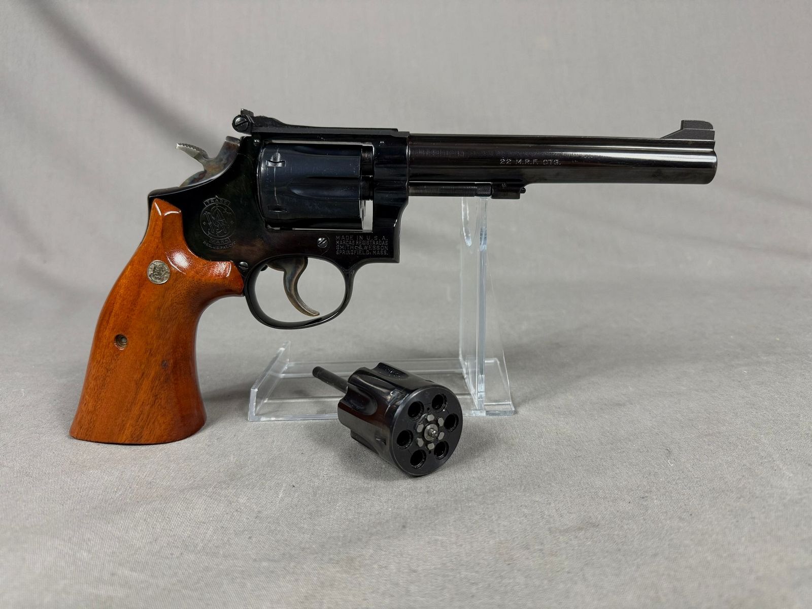 Smith & Wesson 48-2 in .22Win Mag. mit .22lr Wechseltrommel