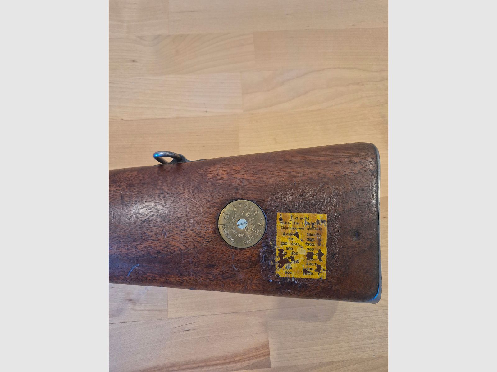 CARL GUSTAFS STADSGEVÄRSFAKTORI Rifle de repetición Schwedenmauser M96 Carl Gustafs 1915, calibre 6,5x55