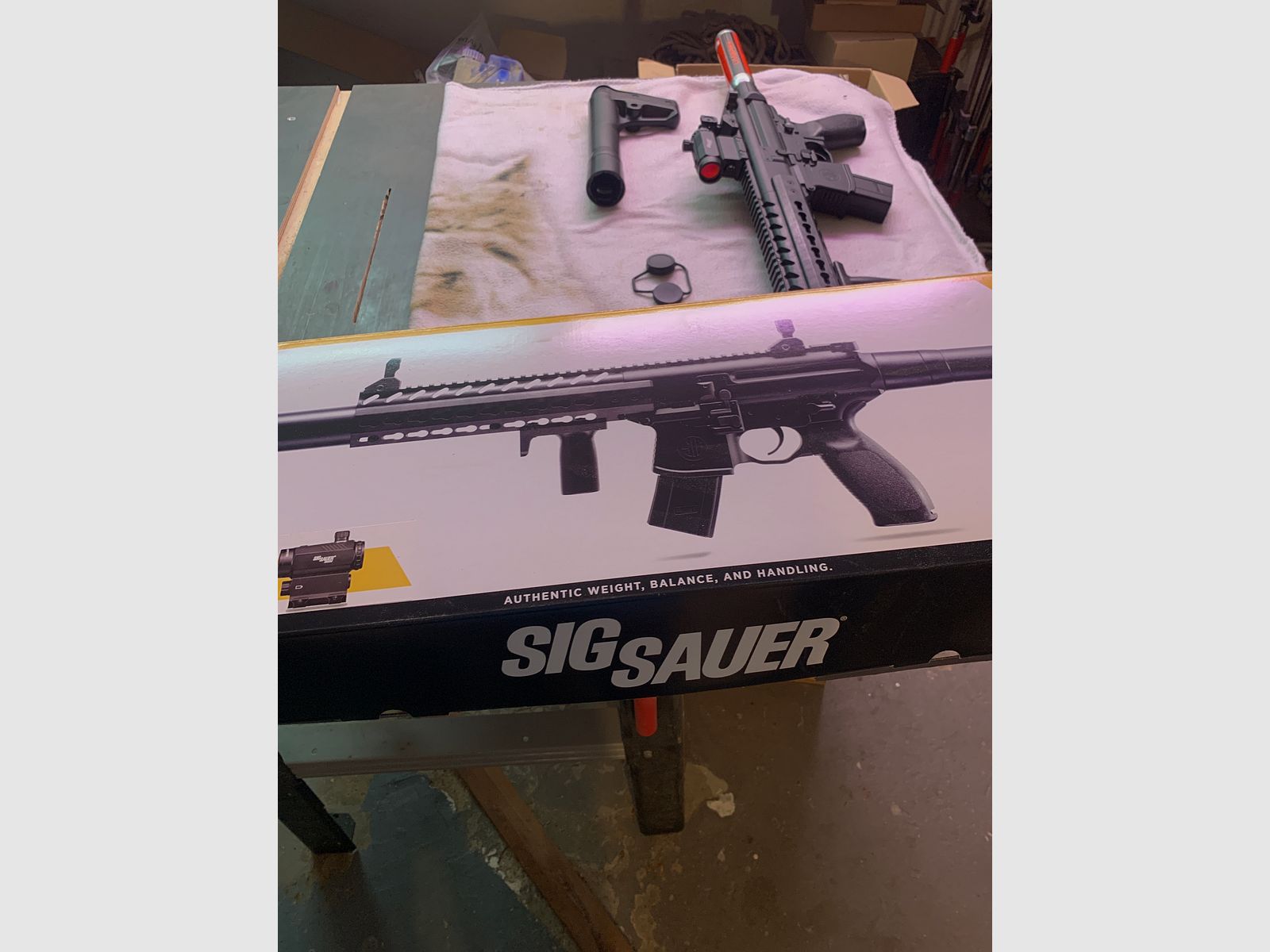 MCX Co2 Gewehr von SIG SAUER mit Red Dot