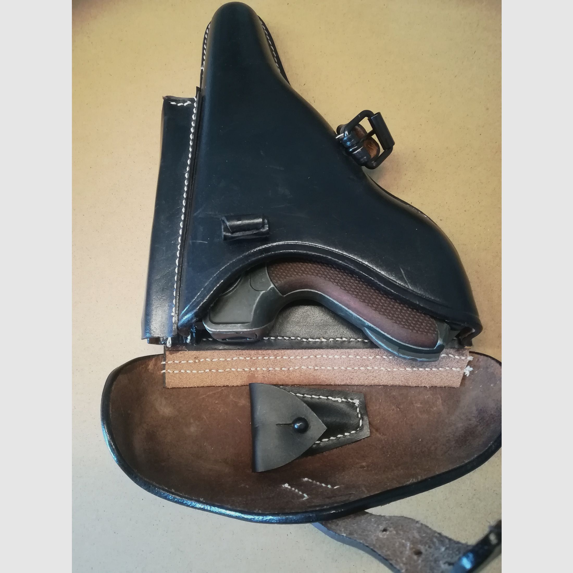 ME P08 Kal. 9 mm P.A.K. mit Echtlederholster