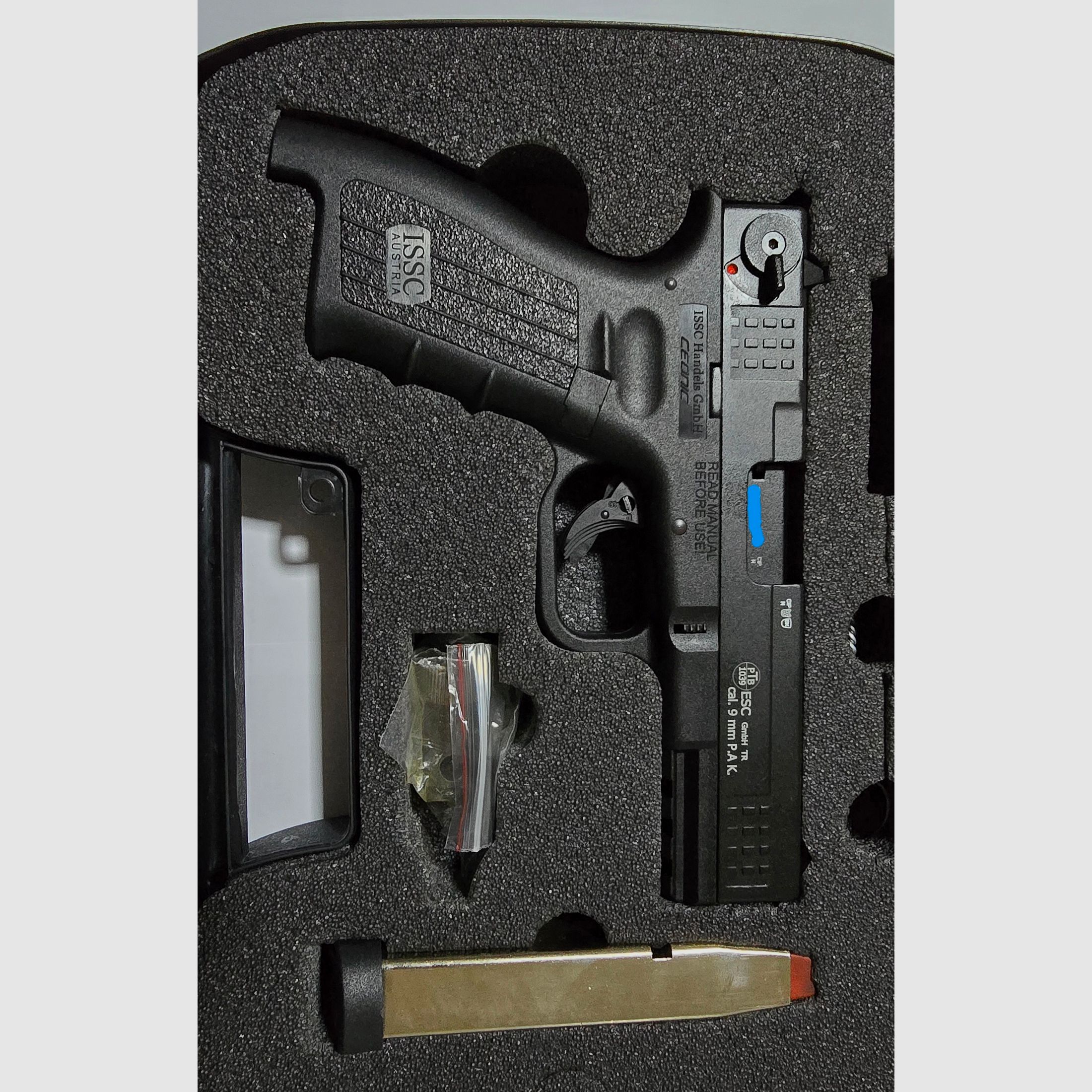 ISSC M22 9mm PAK Schreckschuss Selten