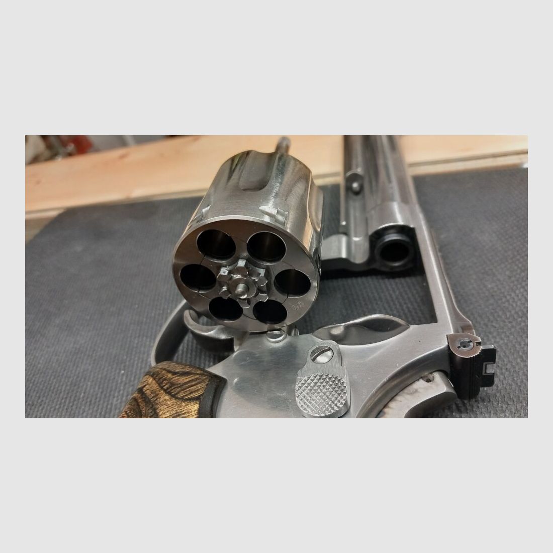 Smith & Wesson 686 Target Chapion