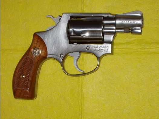 S&W 60 Año 1981