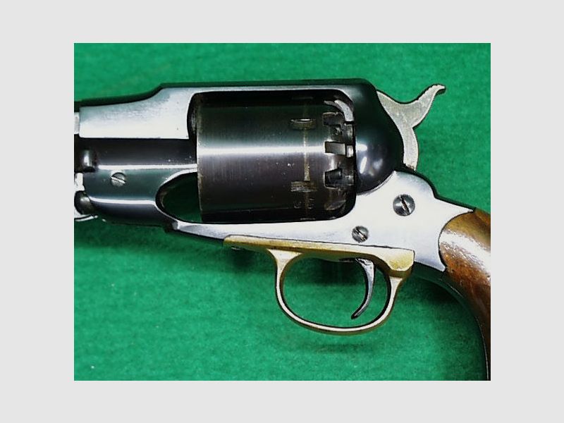Revolver Uberti Remington 1858