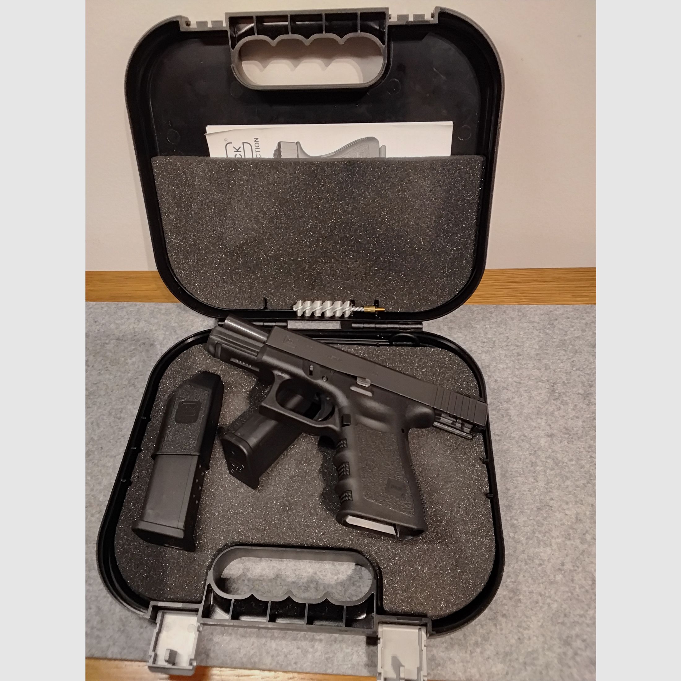 Glock 23