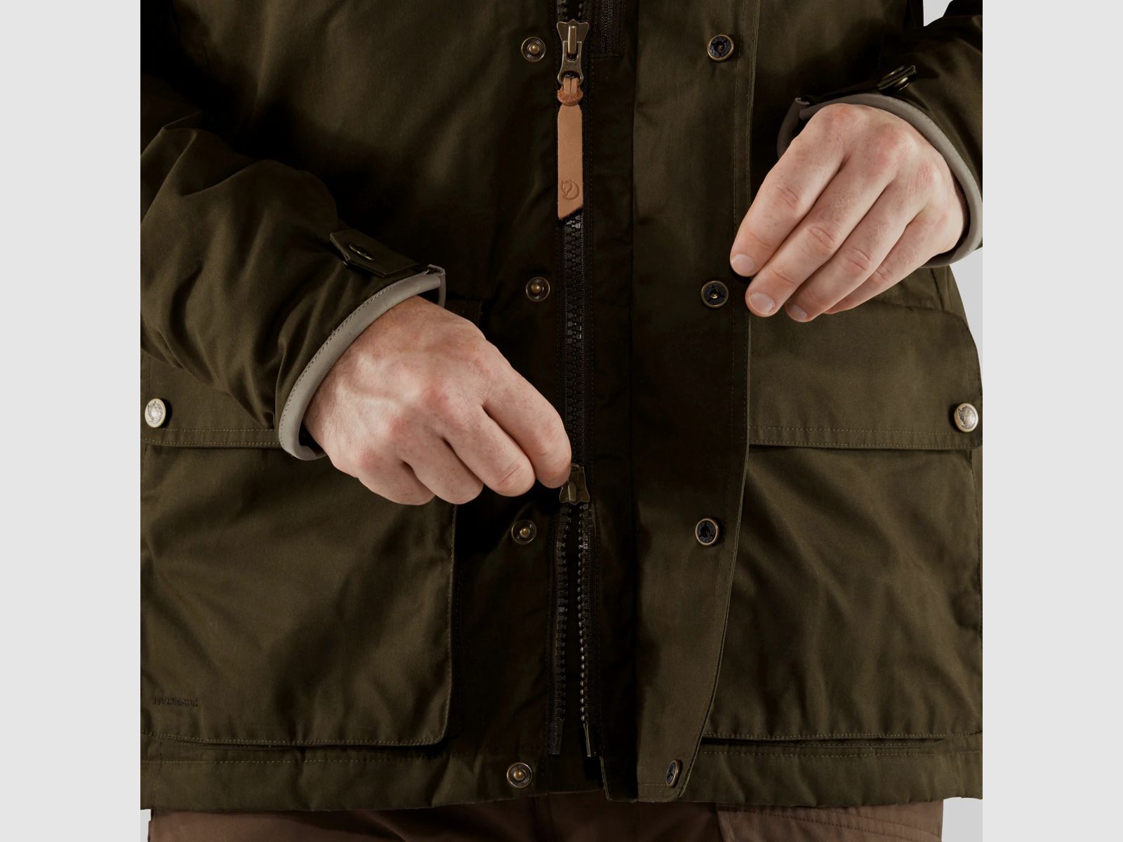 FJÄLLRÄVEN Sörmland Padded Jacket M Dark Olive