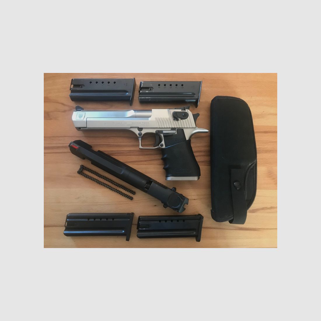 Desert Eagle in .44 Magnum mit Wechselsystem in .357 Magnum