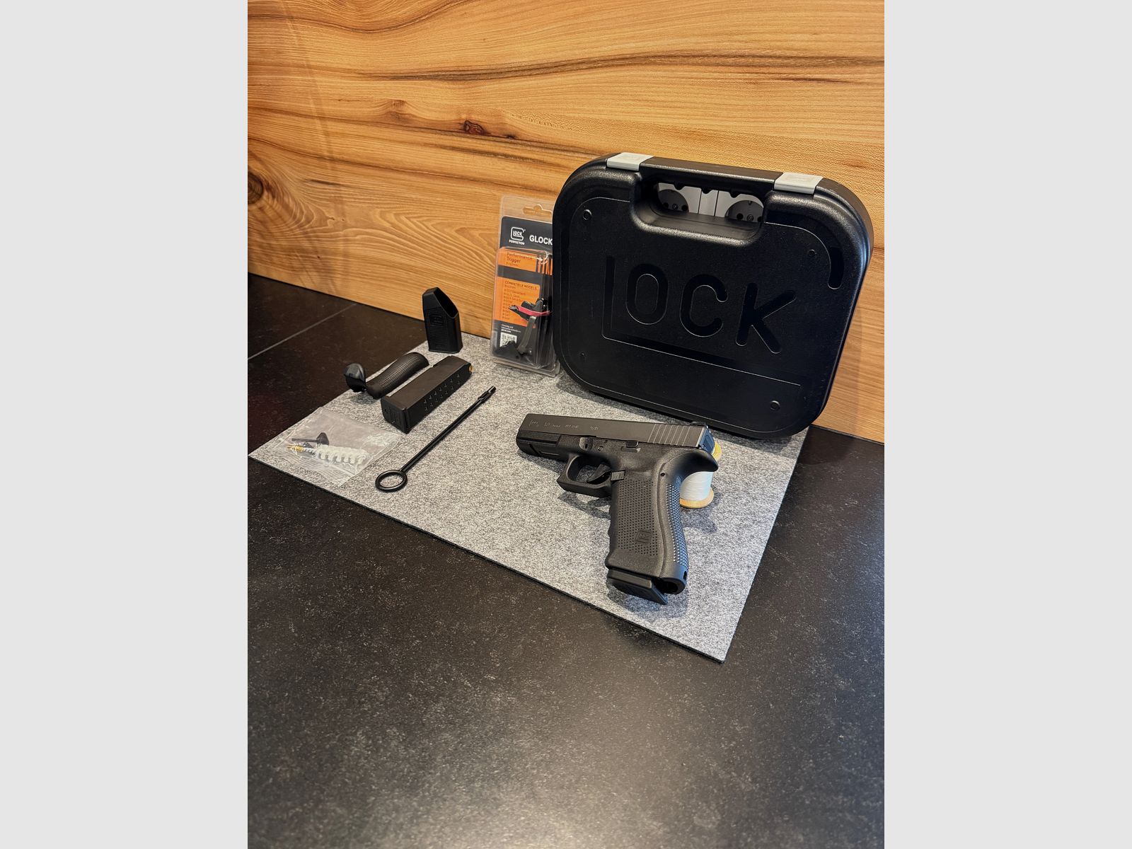 Glock 17 C Gen4 incl Original Performance Trigger like new