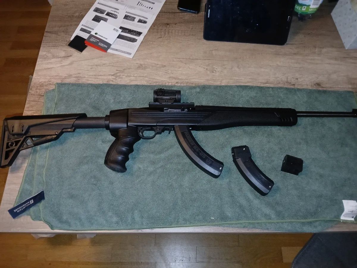 Ruger 10/22 crosse pliante crosse télescopique Strikeforce ATI TactLite